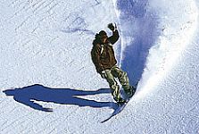 Snowboarding at Termas de Chill�n